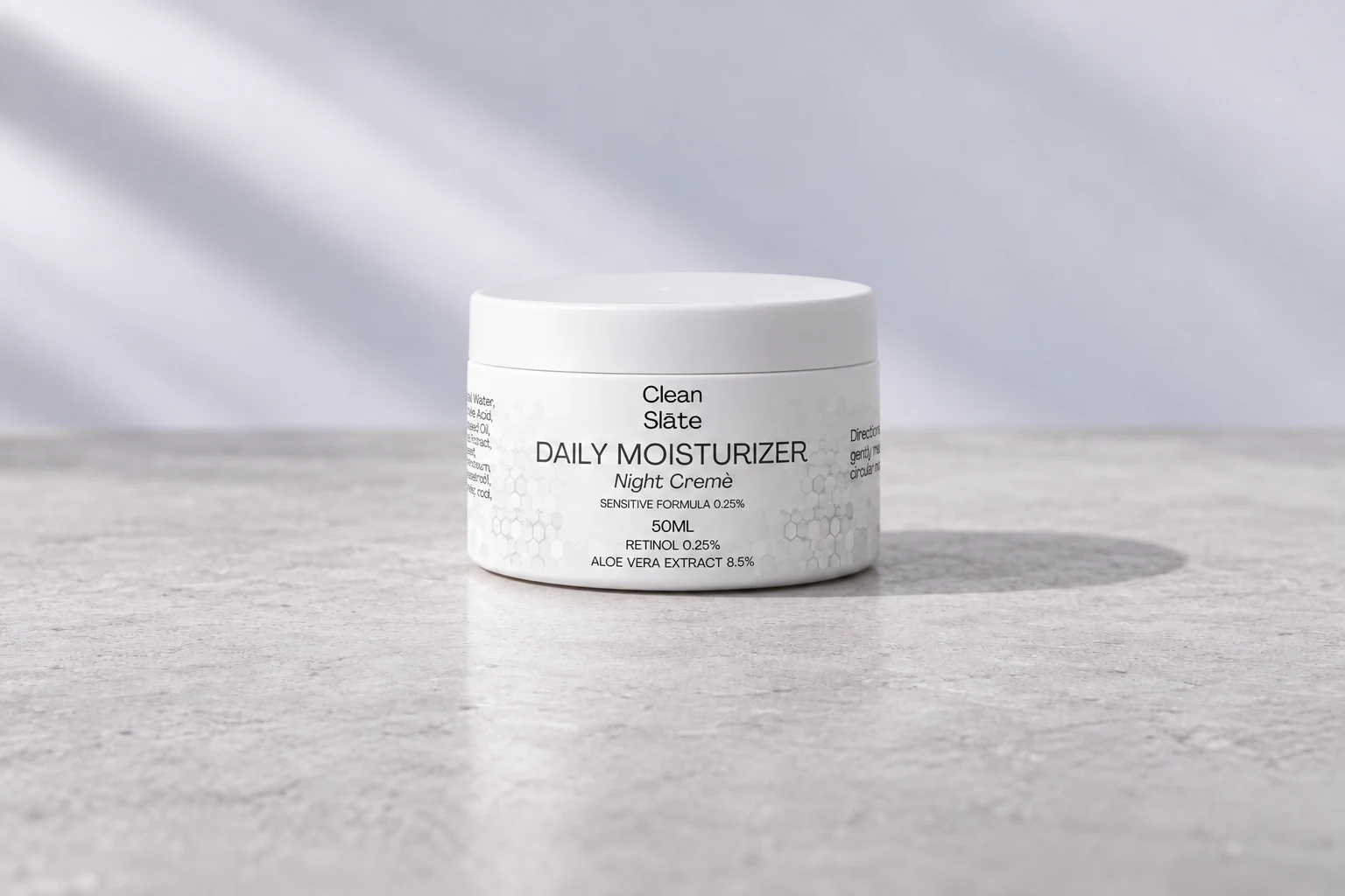 Product visualization of Sensitive Formula Retinol Night Crème jar